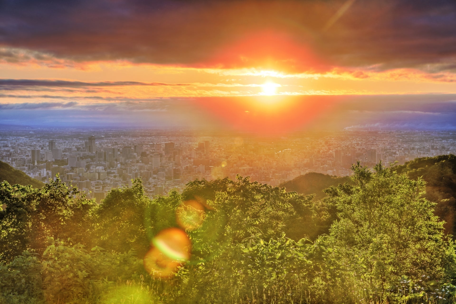 夏至の日とヨガの深い関わりについて。