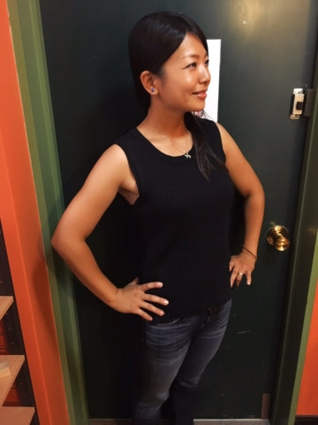 強く正しく黒々しく