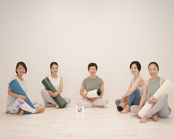 ビデオをロード: 